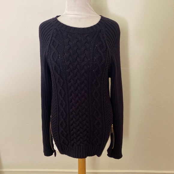 Michael Kors Navy cable knit Sweater L - Picture 2 of 7